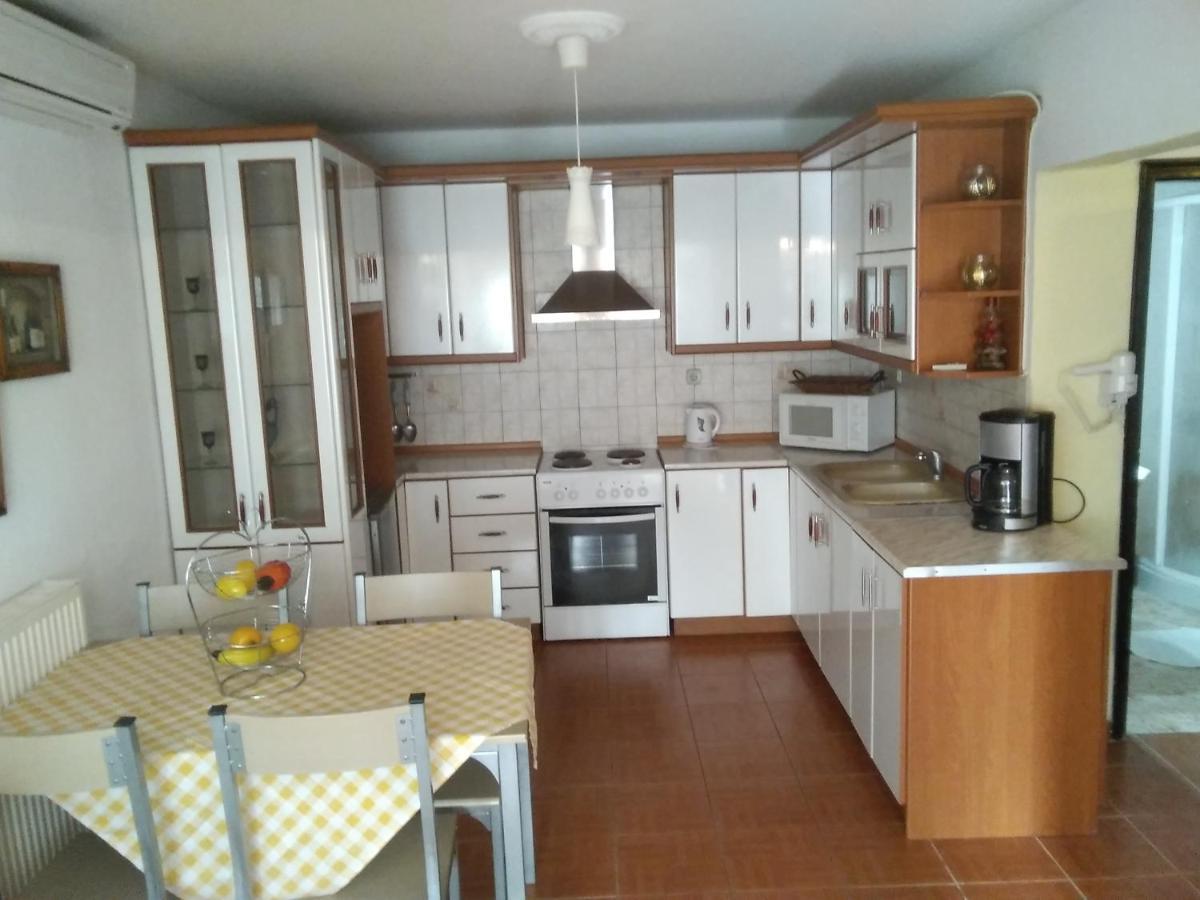 Villa Konstantina Nea Skioni Exteriér fotografie